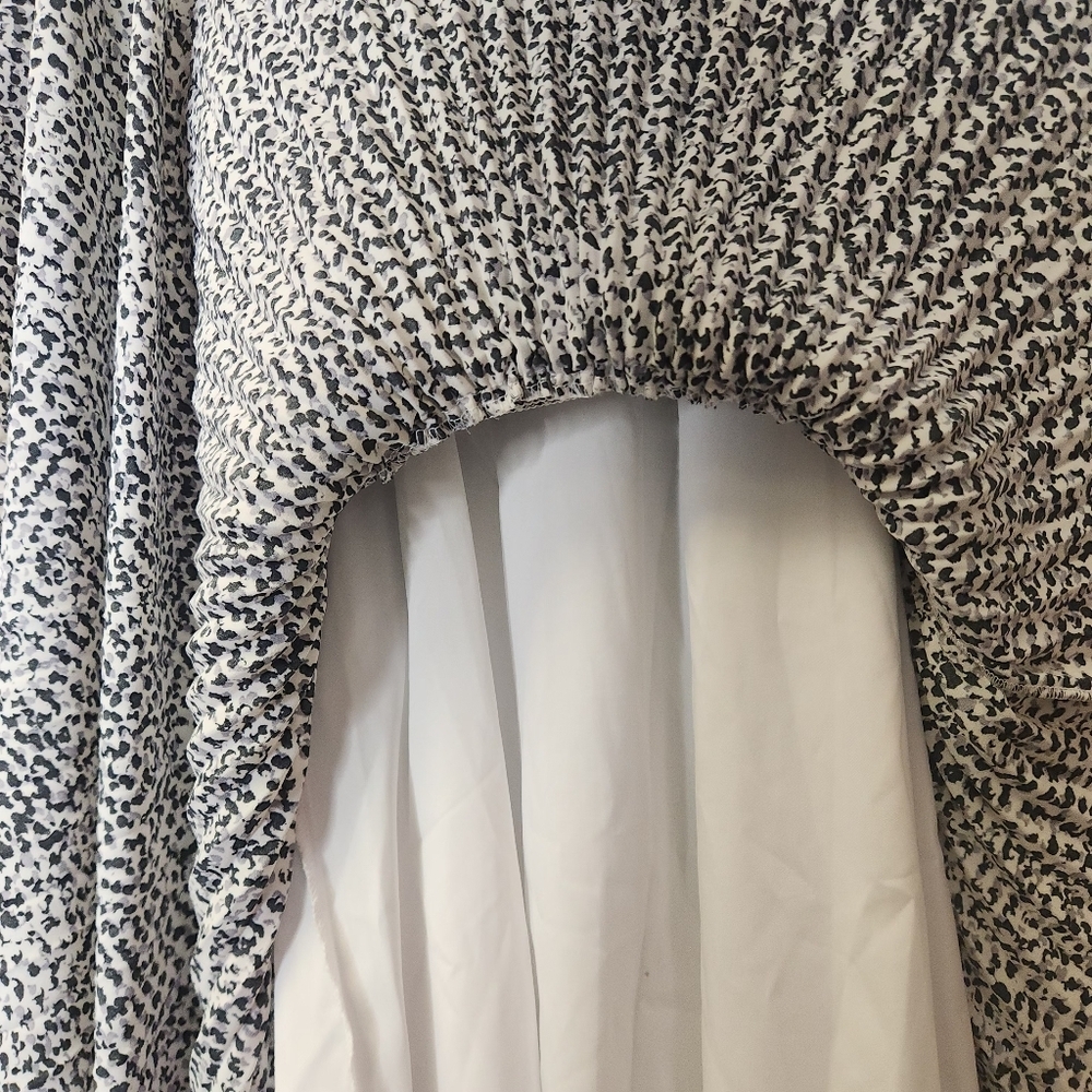 Nanette Lepore Black And White Pleated Smocked Midi Dress Size 6 - Picture 8 of 16